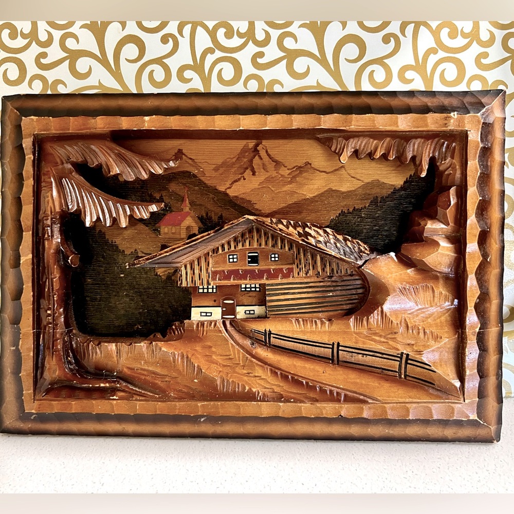 Vintage Black Forest German 3D Carving
